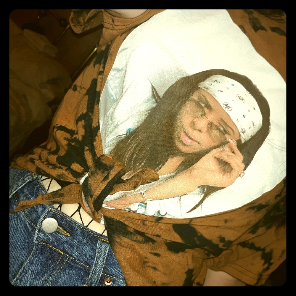 CUSTOM Aaliyah Acid Wash design Knotted-Crop
